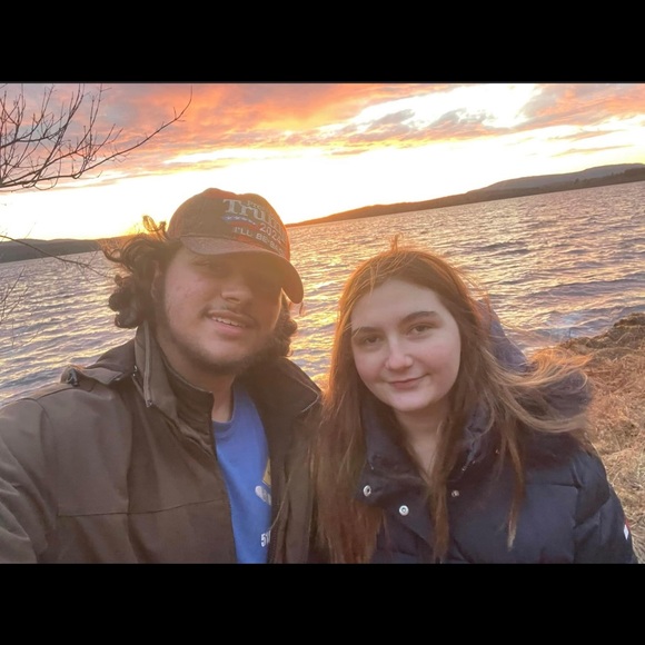 Meet your Posher, Haley - Picture 2 of 3